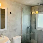 Tzavelitiko Pensjonat 3*