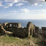 Pensjonat Tzavelitiko Himara