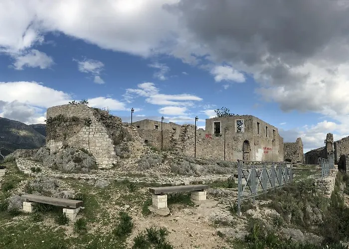 Tzavelitiko 3*