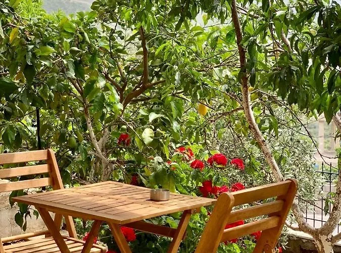 Tzavelitiko Maison d'hôtes Himarë