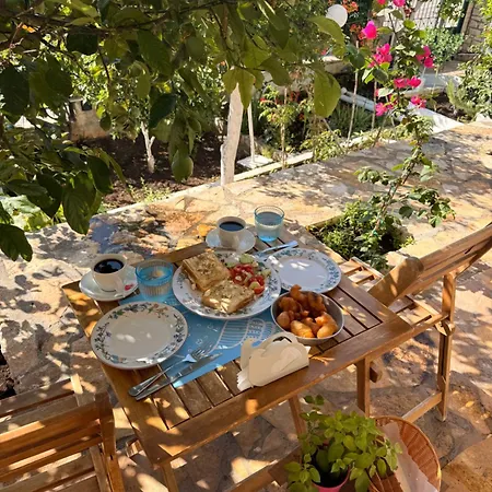 Tzavelitiko 3* Himare
