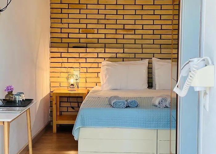 Tzavelitiko 3* Himare